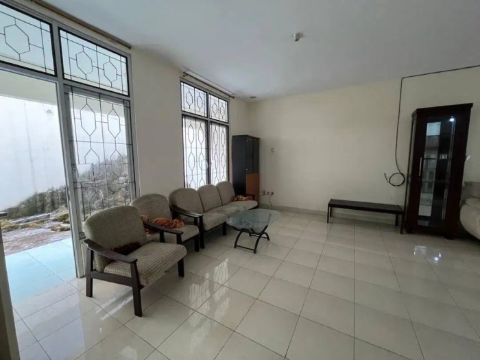 Rumah Dijual di Cluster Taman Beverly Lippo Cikarang